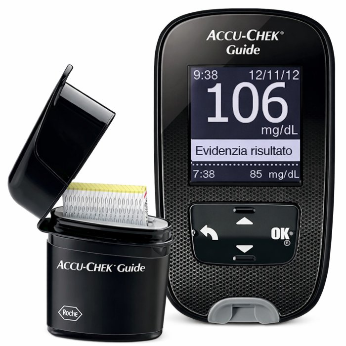 Accu Chek Guide Kit misuratore glicemia nel sangue con accessori completi per autocontrollo diabetico