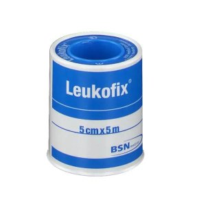 Essity Italy Cerotto Chirurgico In Rocchetto Leukofix Ipoallergenico 5x500 Cm
