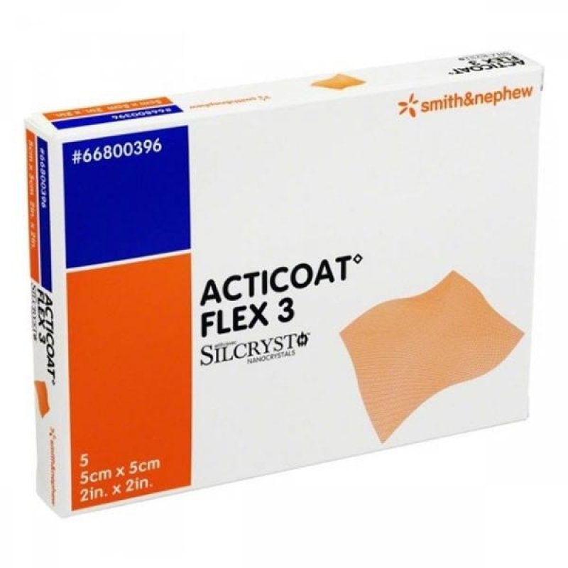 Acticoat Flex 3 medicazione avanzata antimicrobica all’argento 5 x 5 centimetri confezione 5 pezzi per trattamento ferite e piaghe