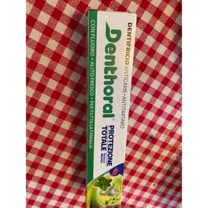 Eufresh Dentifricio Protezione Totale 75 ml – Igiene Orale Quotidiana contro Carie e Placca