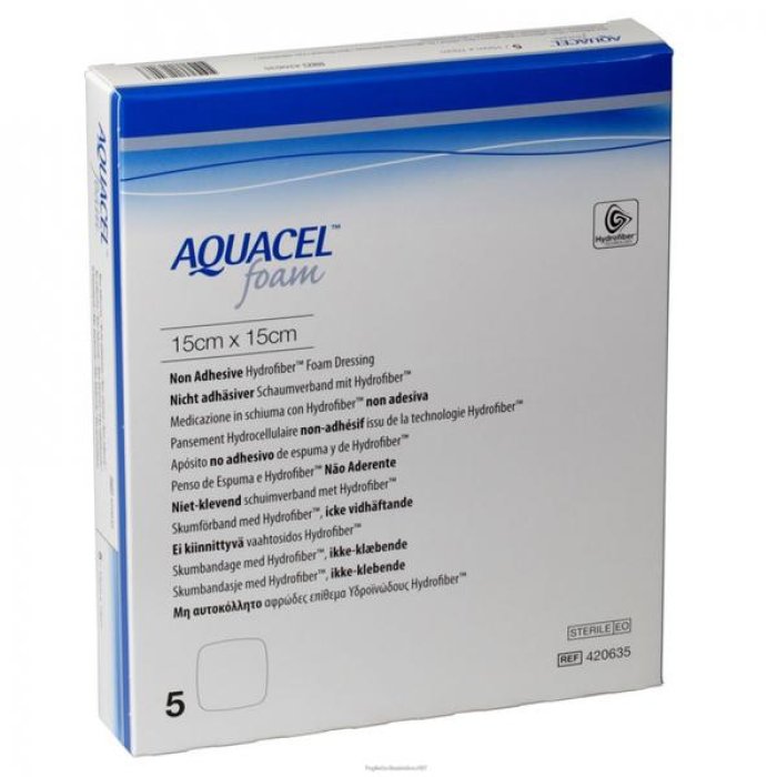 Aquacel Foam medicazione in schiuma non adesiva 15x15 cm per ferite e ulcere – confezione 5 pezzi