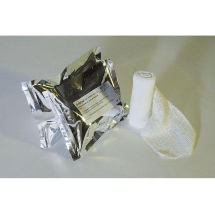 Eurozinc Benda all’Ossido di Zinco 10 cm x 5 m Fasciatura Elastica per Contusioni Distorsioni e Sostegno Articolare