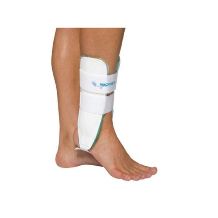 Vantubo Variform Cavigliera 3 Misura 150413 Fascia Elastica per Caviglia con Sostegno e Compressione