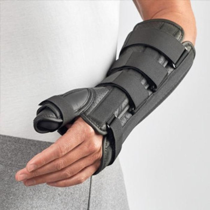 Tutore Ortopedico Polso e Pollice Destro Thumbkeep M3 Taglia 1 – Supporto Immobilizzante Regolabile per Stabilizzazione del Pollice