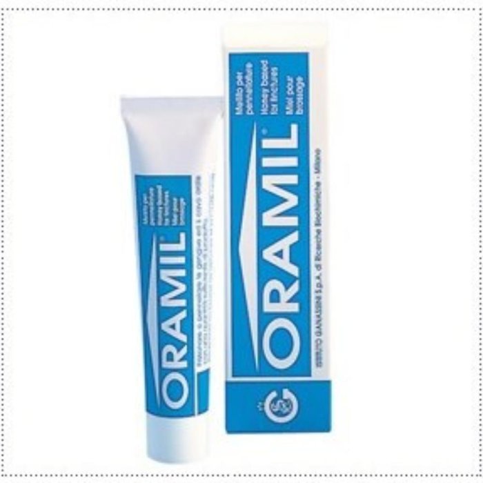 Ganassini  Oro-Faringea Oramil Gel Protettivo Lenitivo Emolliente 30 ml