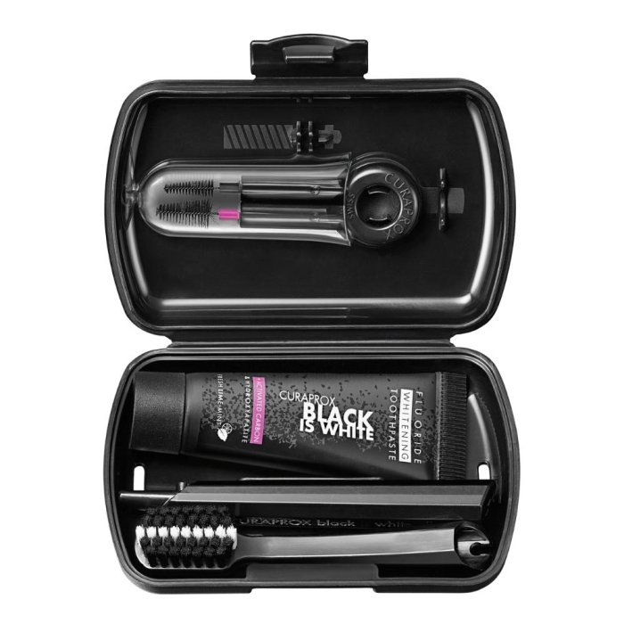 Curaprox Black is White - Set da Viaggio Spazzolino + Dentifricio + Scovolini