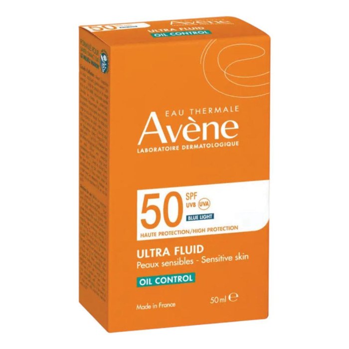 Eau Thermale Avène Solare Ultra Fluid Oil Control Spf 50 Protezione Solare 50 ml